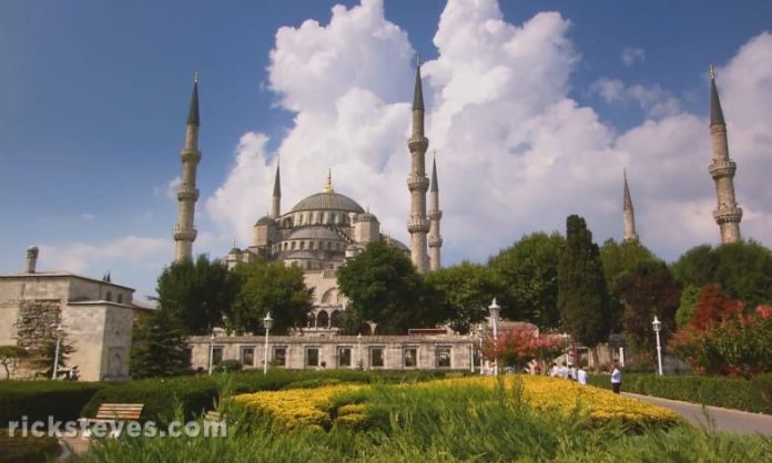 Istanbul, Turkey: The Blue Mosque