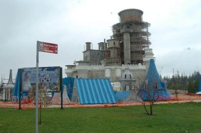 Turkije opent eigen Disneyland Turkije opent eigen 'Disneyland'