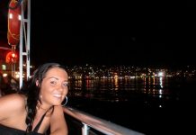 Genieten van Turkse thee en uitzicht over de Bosporus!