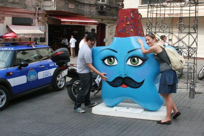 Hugging Stars of Istanbul Hugging Stars of Istanbul