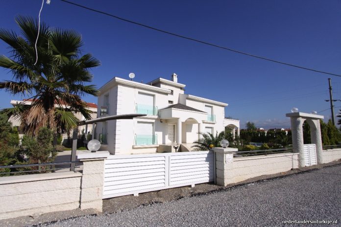 villa vastgoed huizen