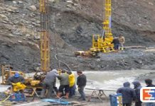 Aanleg nieuwe tunnel door de bergen in Erzurum Aanleg dubbele tunnel door berg in Erzurum