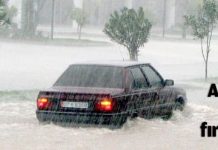 Scholen in Antalya dicht vanwege storm zuid-west Turkije Scholen in Antalya dicht vanwege storm zuid-west Turkije
