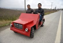 Turk bouwt zijn eigen “Mercedes”